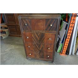 4 DRAWER VINTAGE HIGHBOY DRESSER