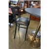 Image 3 : BRASS BASE BAR TABLE W/ 2 STOOLS