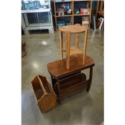VINTAGE 2-TIER OAK PLANT STAND AND 2 MAGAZINE STANDS