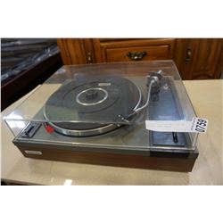 PIONEER PL-112D BELT DRIVE STEREO TURN TABLE