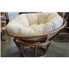 Image 2 : PAPASAN CHAIR