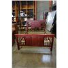 Image 1 : QUEEN SIZED BEDFRAME