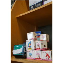 VANCOUVER CANUCKS COIN BANK, BUNZIE FIGURE, AND LOZ BUILDING BLOCK FIGURES