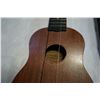 Image 3 : BAKE LITE SHOEHORN AND HAWAIIAN UKULELE