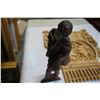 Image 2 : WOOD FIGURE AND EASTERN WALL ART