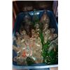 Image 3 : TOTE OF VINTAGE GLASS BOTTLES AND POP BOTTLES