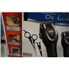 Image 2 : WAHL DELUXE HAIR CUTTING KIT IN CARRYING CASE