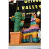 Image 1 : 2 PINATAS