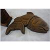Image 1 : LIZ CAMPBELL CARVED FISH
