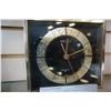 Image 2 : SEIKO QUARTZ DESK CLOCK - WORKING