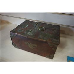 VINTAGE EASTERN JEWELLERY BOX W/ FOLD OUT MIRROR