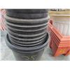 Image 3 : LOT OF 18 PLANT POTS