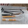 Image 1 : LOT OF 5 GARDEN TOOLS