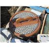 Image 2 : PALLET OF MISC HOUSEHOLD ITEMS (LAWN ORNAMENTS, SEWING BASKET, GLASS, ETC)
