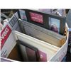 Image 2 : PALLET OF MISC HOUSEHOLD ITEMS (3 CHILD'S CHAIRS, PICTURE FRAMES, CHRISTMAS DECORATIONS, ETC)