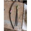Image 1 : BOW WITH ARROWS