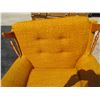 Image 2 : CHAIR (VINTAGE) *GOLD* (WITH ALL CUSHIONS)