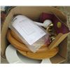 Image 2 : LOT OF 3 BOXES OF MISC HOUSEHOLD (BRASS BATHROOM TAPS, STOVE BURNERS, SPICE RACK, 3 WOOD TOILET SEAT
