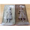 Image 1 : LOT OF 2 GARDEN ORNAMENTS (STATUES) *LADIES* (CONCRETE)