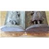 Image 3 : LOT OF 2 GARDEN ORNAMENTS (STATUES) *LADIES* (CONCRETE)