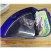 Image 3 : LOT OF 2 LITTERPANS (FERRET, RABBIT) *SCATTERLESS* (NOS)