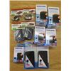 Image 1 : LOT OF PET CARE ITEMS ( 2 X HEAVY DUTY SCREEN CLIPS 30 GAL.) *2 X NON-LOCKING SCREEN CLIPS 29 GAL.*