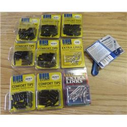 LOT OF DOG ITEMS (7 X COMFORT TIPS FOR PRONG TRAINING COLLARS, DOG WHISTLE, ETC) *NOS*