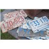 Image 3 : LOT OF OVER 20 ASSORTED LICENSE PLATES (2 X1967, THE REST 1970S)