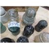 Image 2 : LOT OF 17 ASSORTED INSULATORS ( GREEN, BLUE, WHITE AND CLEAR)