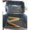 Image 2 : ROASTER (LARGE) *RECTANGULAR* (GRANITEWARE USA) *19.5" X 13" X 9.5"* (HOLDS 22LB TURKEY OR 25LB ROAS