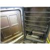 Image 8 : SMOKER (ELECTRIC) (MASTERBUILT SPORTSMEN ELITE) *32" X 17" X 16"* (6 SHELVES)