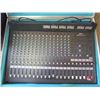 Image 2 : SOUND MIXING CONSOLE (YAMAHA MR 1642) *16 CHANNEL MIXER*