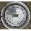 Image 2 : LOT OF 7 HUBCAPS (3 X OLDSMOBILE 14") *2 X 9"DIAMETER* (2 X SPOKED 14")