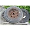 Image 1 : LOT OF 2 PALLETS OF MISC ITEMS (2 X 16" TIRES) * 1 X DONUT 14" WITH COVER* (SHOVEL, FLASHLIGHT, JUMP