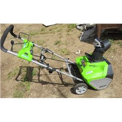 SNOW BLOWER (120 VOLT) *13 AMP* (GREEN WORKS) *20  SHOVEL* (WORKING)