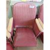 Image 3 : LOT OF 4 THEATRE CHAIRS (VINTAGE)