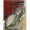 Image 8 : LOT OF 3 MOUNTAIN BIKES