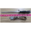 Image 2 : LOT OF BLADES (WITH KNIFE HANDLE) *SHARPENER*