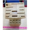 Image 2 : LOT OF 4 KNIFE BLOCKS (WOOD)