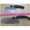Image 2 : LOT OF 3 KNIVES (2 X CHOP N SCOOP) *1 X ALL PURPOSE SLICER* (MIRACLE BLADES)