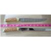 Image 2 : LOT OF 2 BONE HANDLE KNIVES AND BONE HANDLE SHARPENER