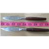 Image 2 : LOT OF 7 KNIVES AND ONE SHARPENER AND UTILITY KNIFE