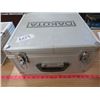 Image 2 : LOT OF 2 LOCKABLE CASES (1 X DAKOTA) *1 X NAMELESS*