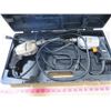 Image 2 : LOT OF 2 DRILLS (BLACK AND DECKER) *ONE WORKING*