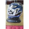 Image 8 : LOT OF 3 NHL COLLECTOR HELMETS (NY RANGERS, TORONTO MAPLE LEAFS, LA KINGS )