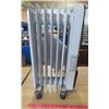 Image 1 : SPACE HEATER (ELECTRIC) *OIL FILLED* (DELONGI)