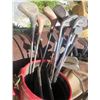 Image 3 : LOT OF GOLF CLUBS (WITH 2 GOLF BAGS CONTAINING MISC GOLF SUPPLIES)