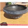 Image 5 : LOT OF 15 PLANTERS (11 X 18" DIAMETER X 15.5 TALL) *2 X 10" DIAMETER X 7" TALL* (1 X 11" DIAMETER X