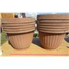 Image 6 : LOT OF 15 PLANTERS (11 X 18" DIAMETER X 15.5 TALL) *2 X 10" DIAMETER X 7" TALL* (1 X 11" DIAMETER X