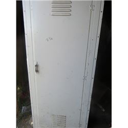 TALL METAL CABINET (4 X SHELVES) (5'8" TALL X 30"WIDE X 18" DEEP)